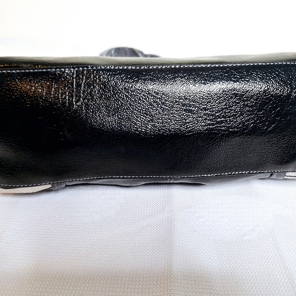 Y2K Apple Bottoms brand" Apples in Animal Print" The Doris Satchel Purse. - Picture 9 of 12